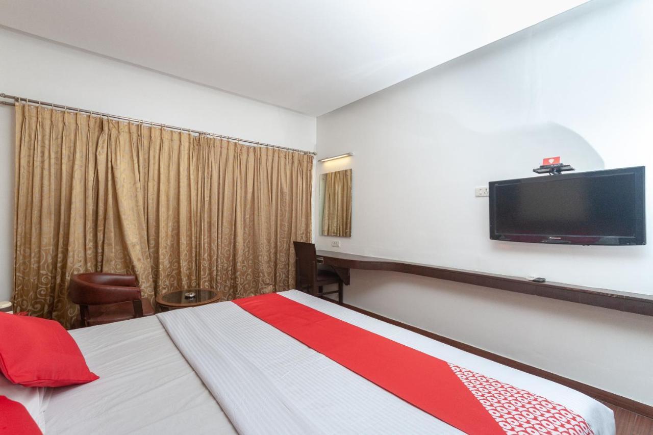 Oyo 19674 Apoorva'S Guest House Chennai Ngoại thất bức ảnh